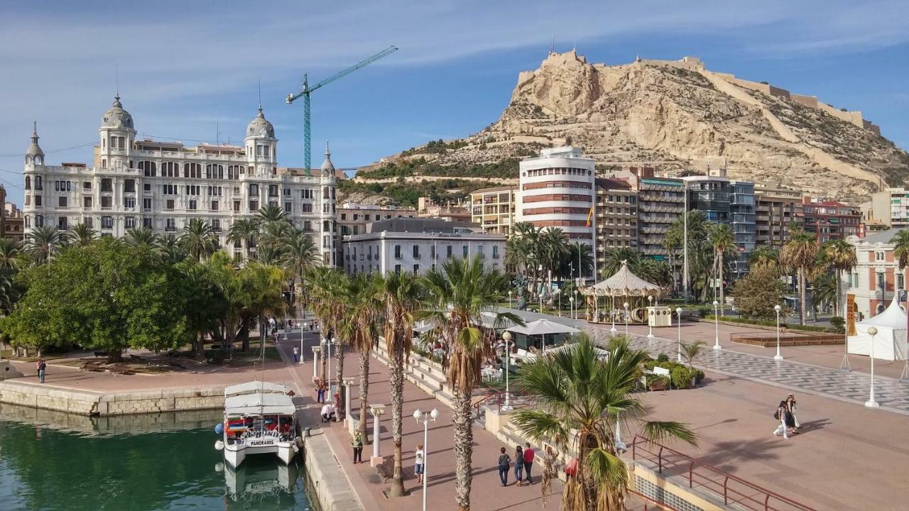 Teatro Centro Alicante Exterior foto