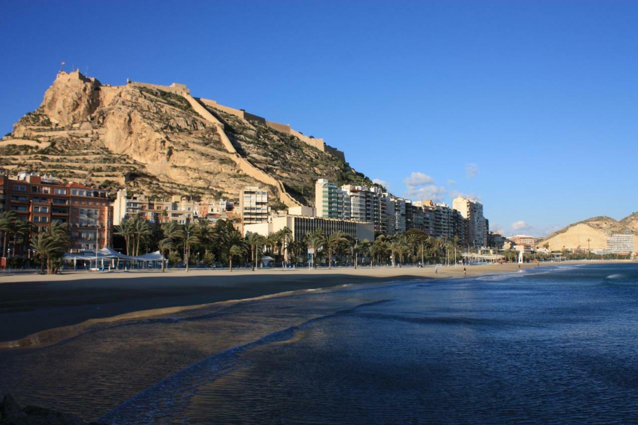 Teatro Centro Alicante Exterior foto